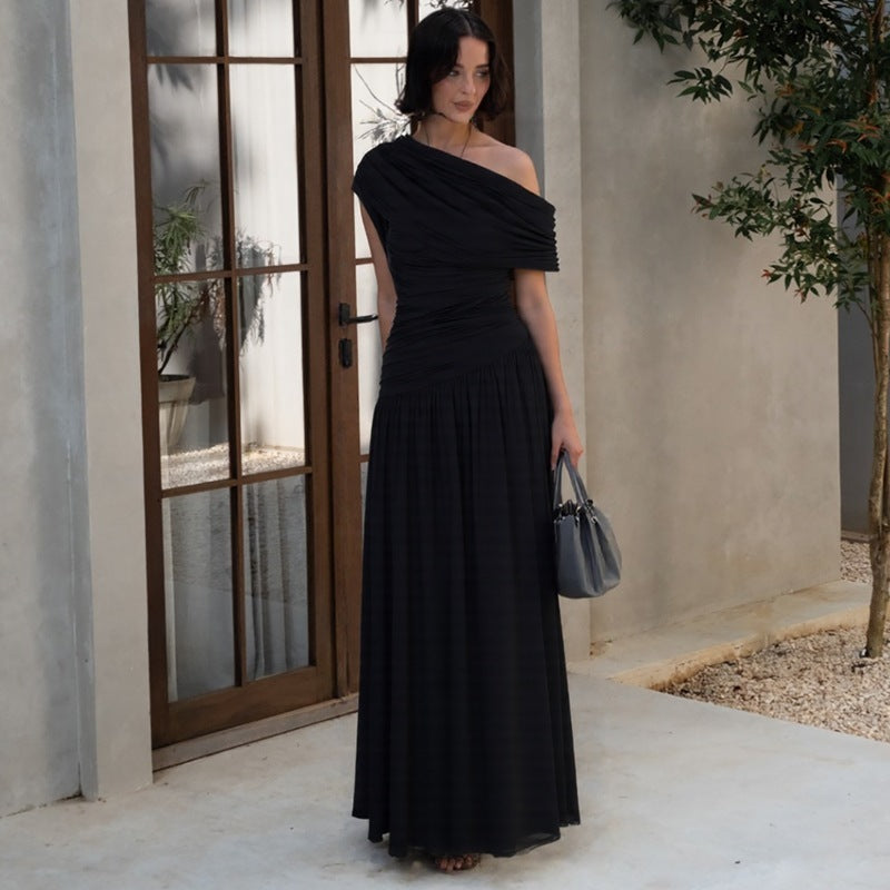 Diagonal Collar Pleated dress