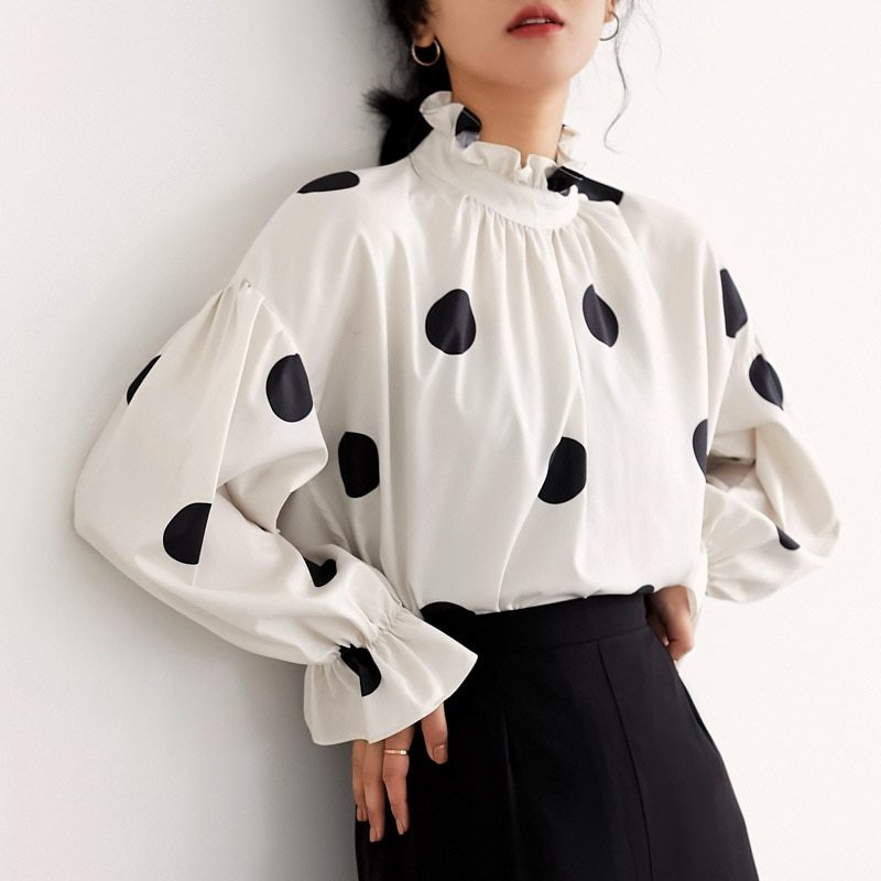 Lace collar wave retro trumpet sleeve chiffon shirt