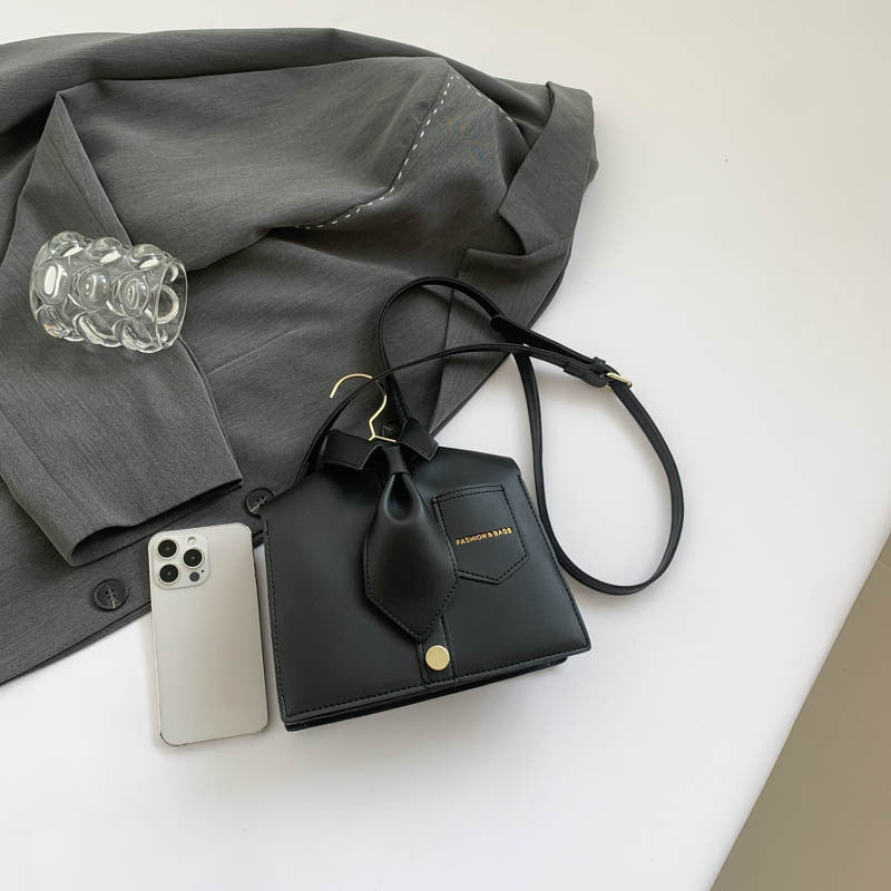 Designer Style Women's Cross-body Bag