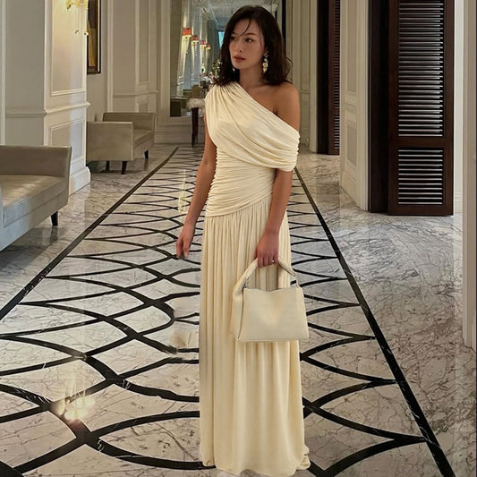 Diagonal Collar Pleated dress
