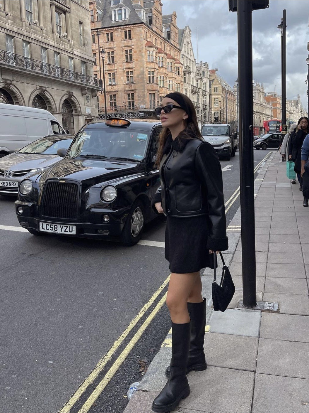 Black Leather Coat Jacket Short Plush High Fashion